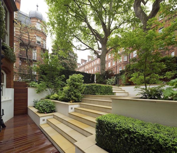 Image for Courtyard Drama: How to make a big impact with a small space