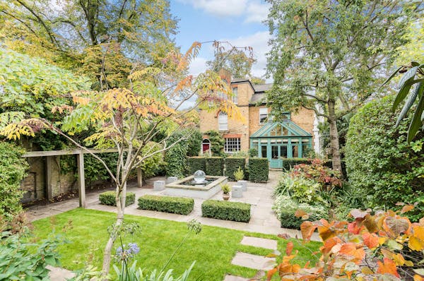 Image for Sale agreed on 'Islington's most expensive house'