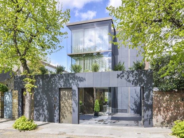 Image for Diamond-themed Boltons new-build finds a buyer