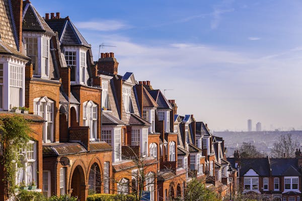 Image for 'Weary' buy-to-let sector sees lending drop 8%