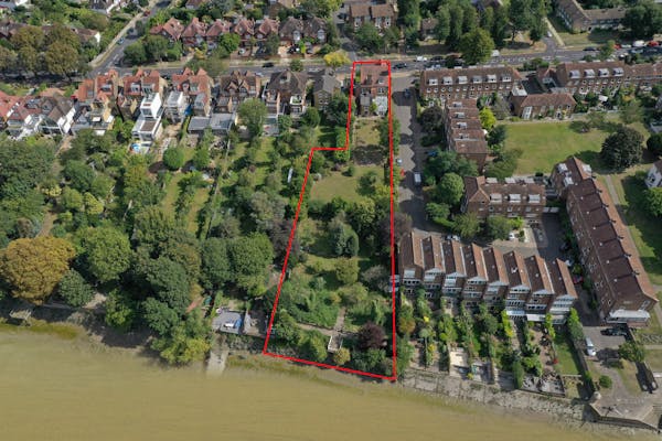 Image for Buyer picks up prime waterfront plot in Chiswick