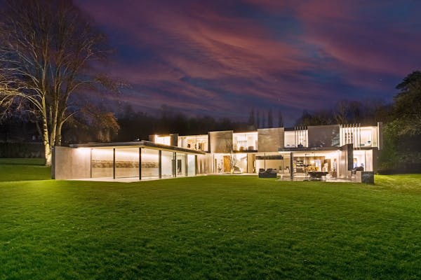 Image for In Pictures: Inside a Strom-designed contemporary mansion in Hertfordshire
