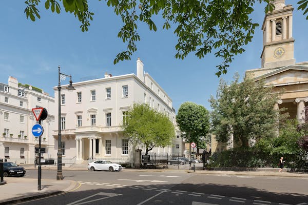 Image for Grand unmod apartment by iconic Belgravia church seeks £8.5mn