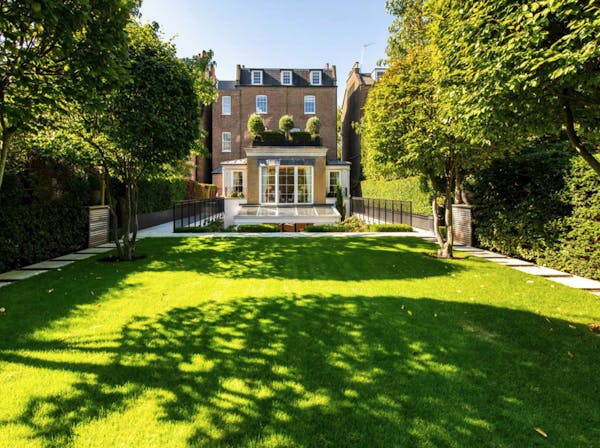 Image for Buyer snaps up £27mn townhouse in St John's Wood