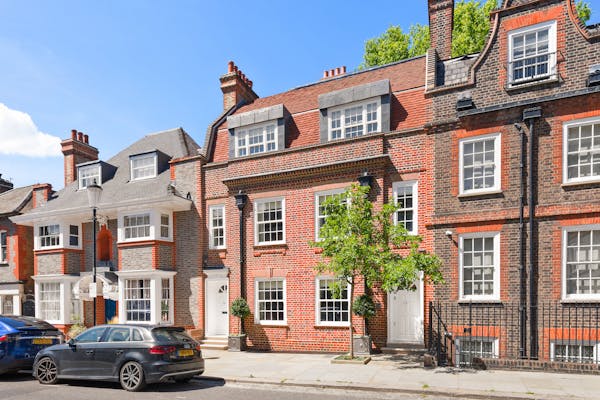 Image for In Pictures: Luxury hoteliers list 'modern masterpiece' on Chelsea’s Mulberry Walk at nearly £20mn