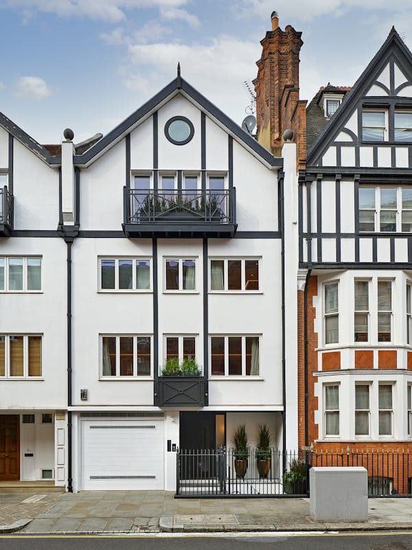 Image for In Pictures: Knightsbridge townhouse with Venetian-inspired interior seeks £19.95mn