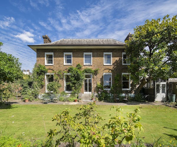 Image for In Pictures: Unmod Georgian 'country house in London' lists at £11mn