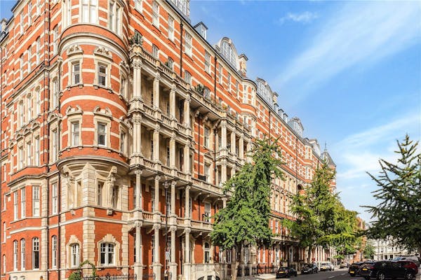 Image for In Pictures: 'Very special' Kensington lateral pitched at £8.95mn