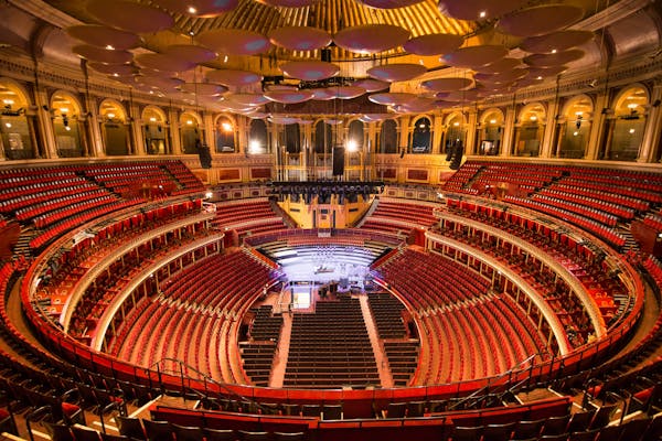Image for Estate agency lists Royal Albert Hall Grand Tier box for £3mn