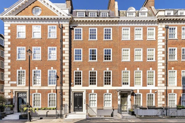 Image for International buyer picks up 'magnificent' Mayfair embassy-turned-trophy home