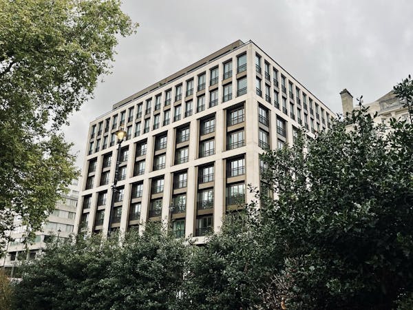 Image for £15mn Clarges Mayfair apartment sparks global bidding war