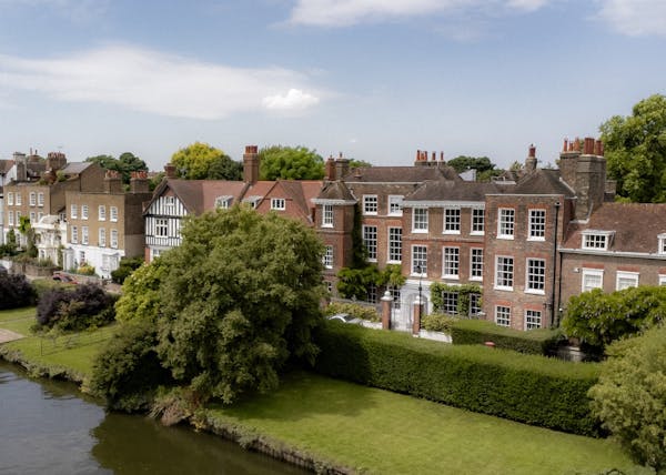 Image for Deal sealed on landmark Georgian mansion in West London