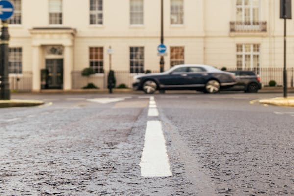 Image for Buyers hunt for value in London’s most exclusive postcodes