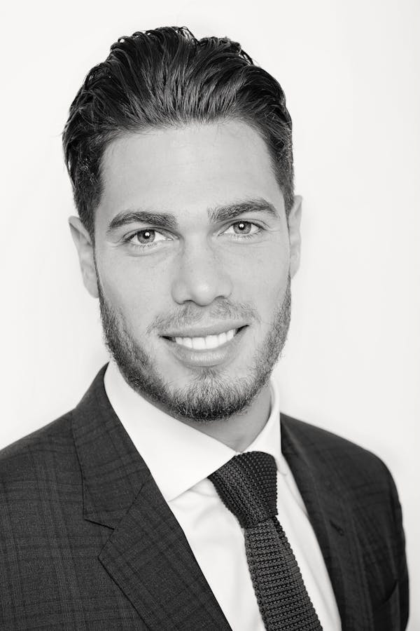 Image for Knight Frank names North London super-prime sales lead