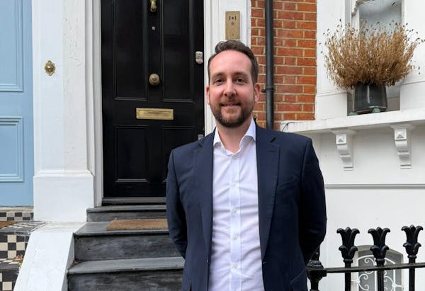 Image for Foxtons alumnus signs to Douglas & Gordon