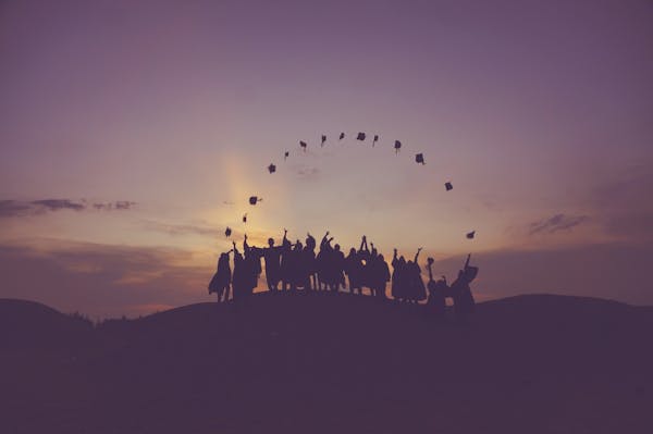 Image for Savills retains top grad employer title