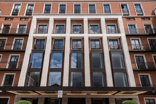 Image for London's prime rental market has slumped, but there's a super-prime bright spot