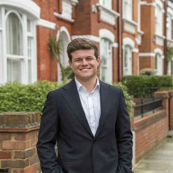 Image for Strutt & Parker recruits familiar face to Fulham sales team