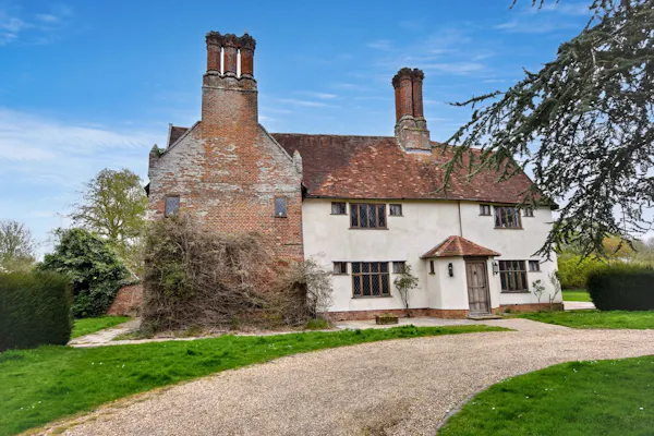 Image for Savills chalks up £76mn in May auction sales