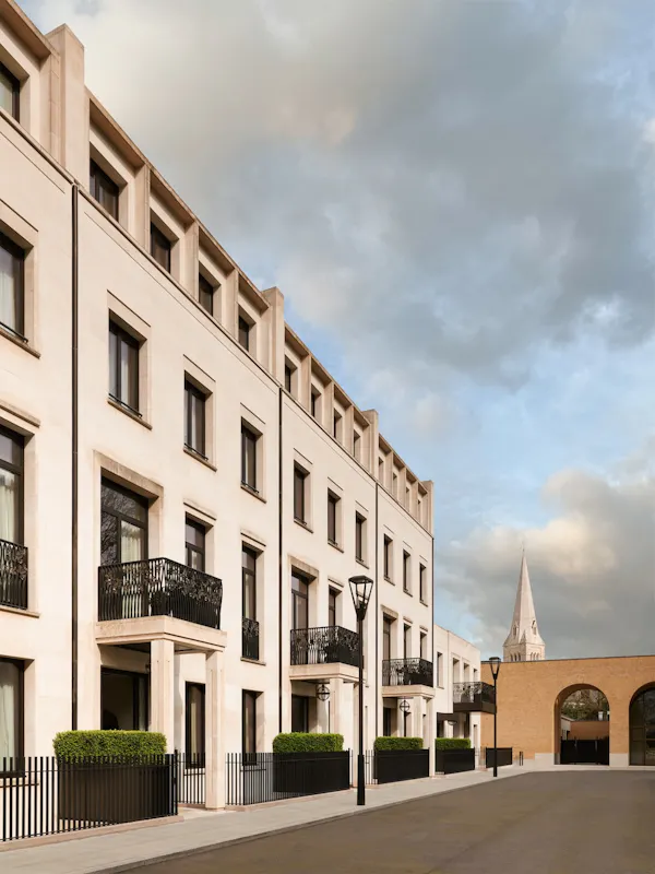 Image for Savills completes £170mn townhouse run at Chelsea Barracks