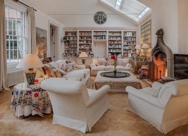 Image for Buyer lands rare Georgian mansion in Fulham