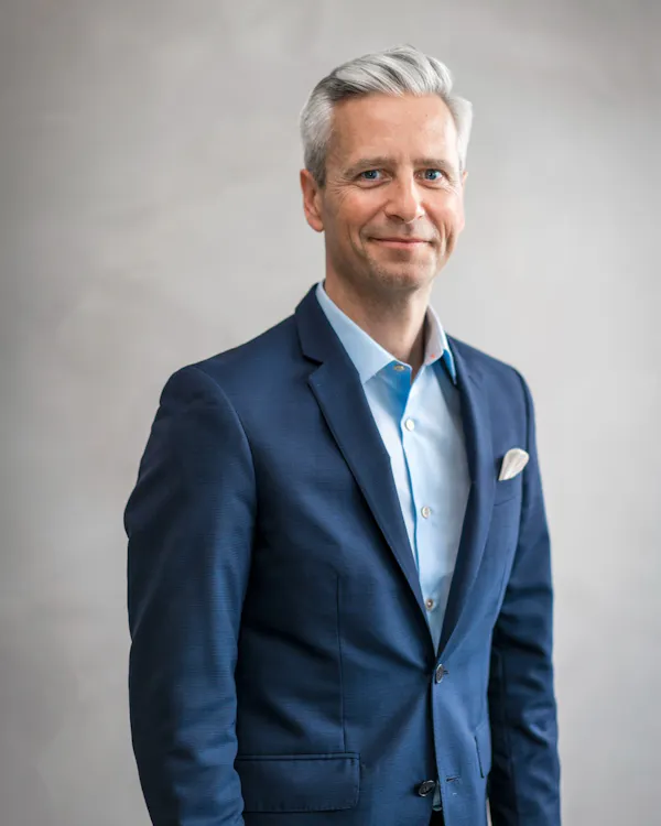 Image for JLL's Grainger to move on after 20 years